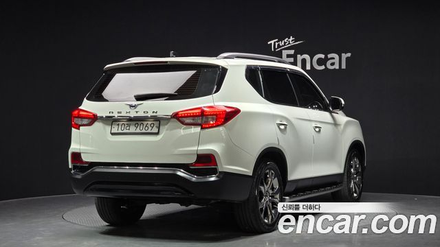SsangYong Rexton Diesel 2.2 4WD Majesty — пробег 134 684 км — фото 2 из 5