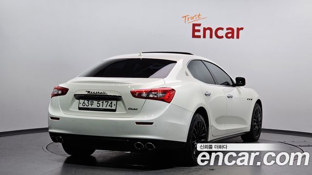 Maserati Ghibli из Кореи Encar