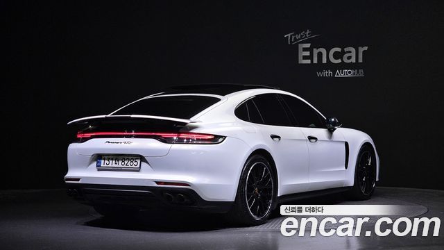 Porsche Panamera 4.0 GTS — пробег 71 759 км — фото 2 из 5