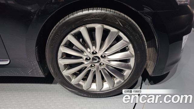 Hyundai Equus из Кореи Encar