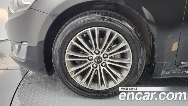 Kia K7 из Кореи Encar