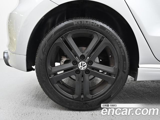 Volkswagen Polo из Кореи Encar