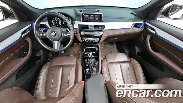 BMW X1 xDrive 20i M Sport — пробег 58 327 км — фото 3 из 5
