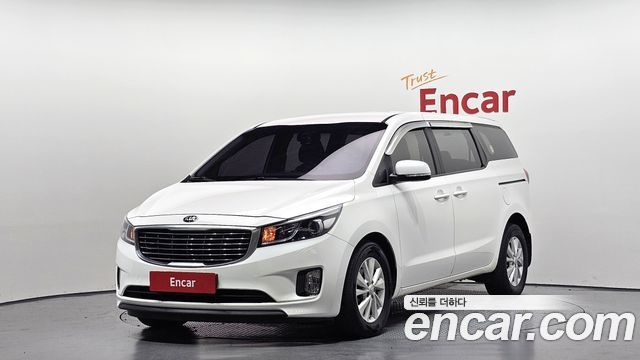 Kia Carnival 6-seater Wheelchair lift — пробег 210 954 км — фото 1 из 5