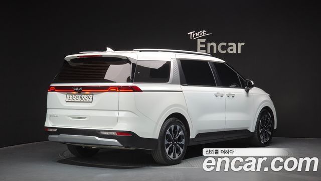 Kia Carnival 9-Seater Prestige — пробег 90 895 км — фото 2 из 5