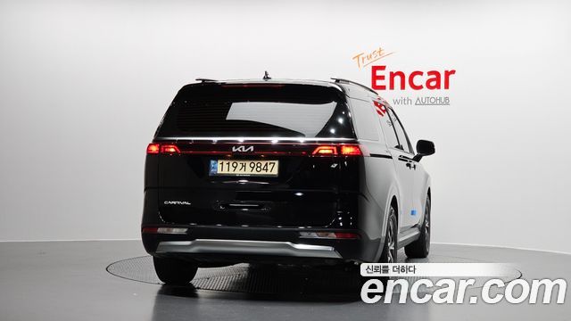 Kia Carnival из Кореи Encar