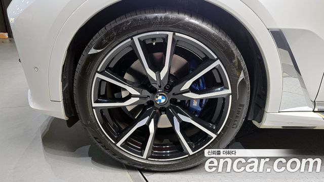 BMW X7 xDrive 40i M Sport 6STR — пробег 26 713 км — фото 5 из 5