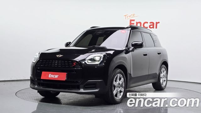 Mini Countryman ALL4 Classic — пробег 7 897 км — фото 1 из 5