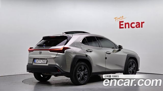 Lexus UX из Кореи Encar