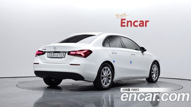 Mercedes-Benz A-Class из Кореи Encar