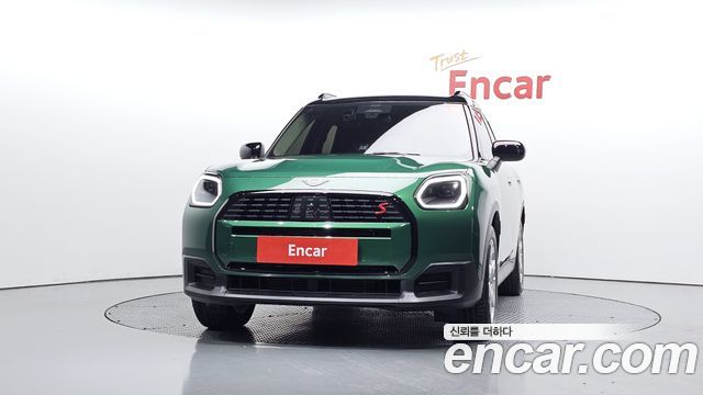 Mini Countryman ALL4 Classic — пробег 7 999 км — фото 3 из 5