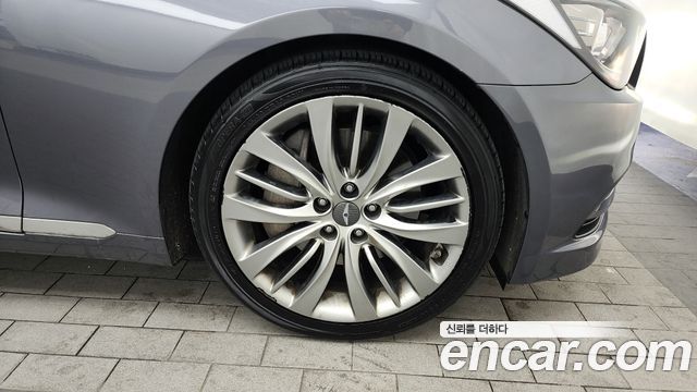 Hyundai Genesis из Кореи Encar
