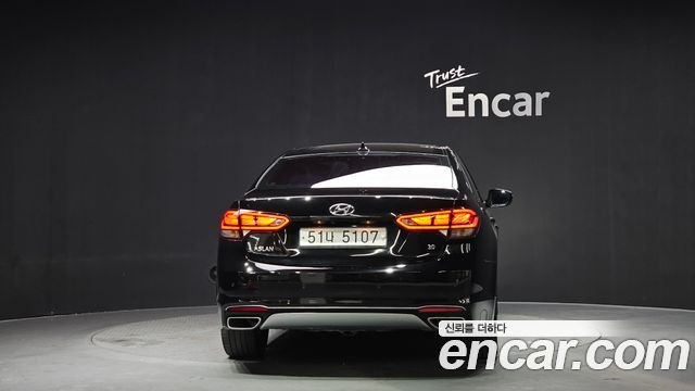 Hyundai Aslan из Кореи Encar