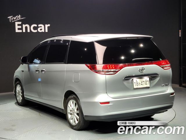 Toyota Estima из Кореи Encar