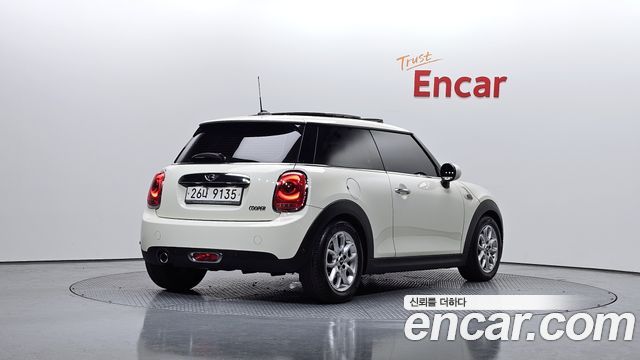 Mini Cooper из Кореи Encar