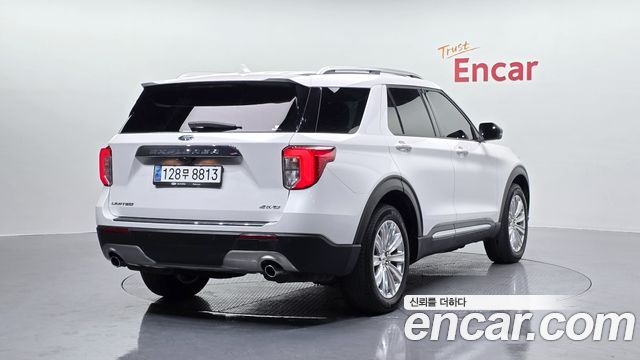 Ford Explorer 2.3 LimIted 4WD — пробег 67 930 км — фото 2 из 5