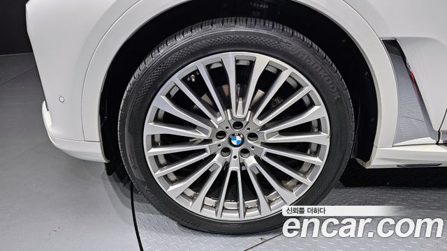 BMW X7 xDrive 30d Design Pure Excellent 6-Seater — пробег 32 625 км — фото 5 из 5