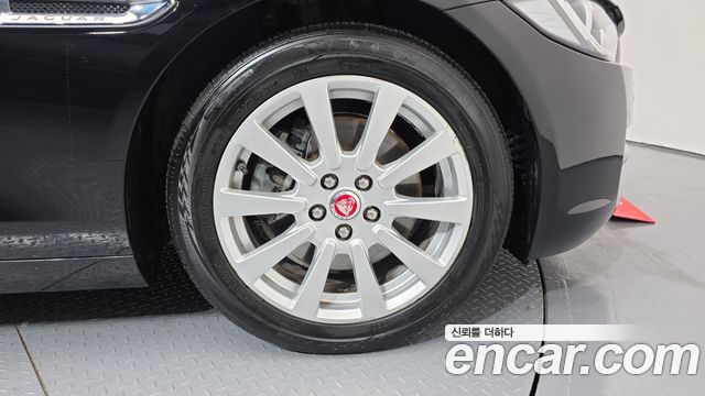 Jaguar XE из Кореи Encar