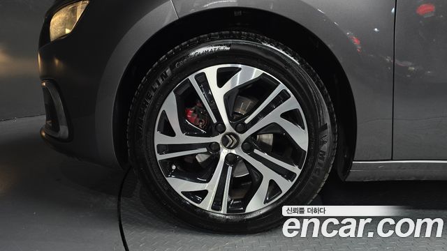 Citroen-DS C4 Picasso из Кореи Encar