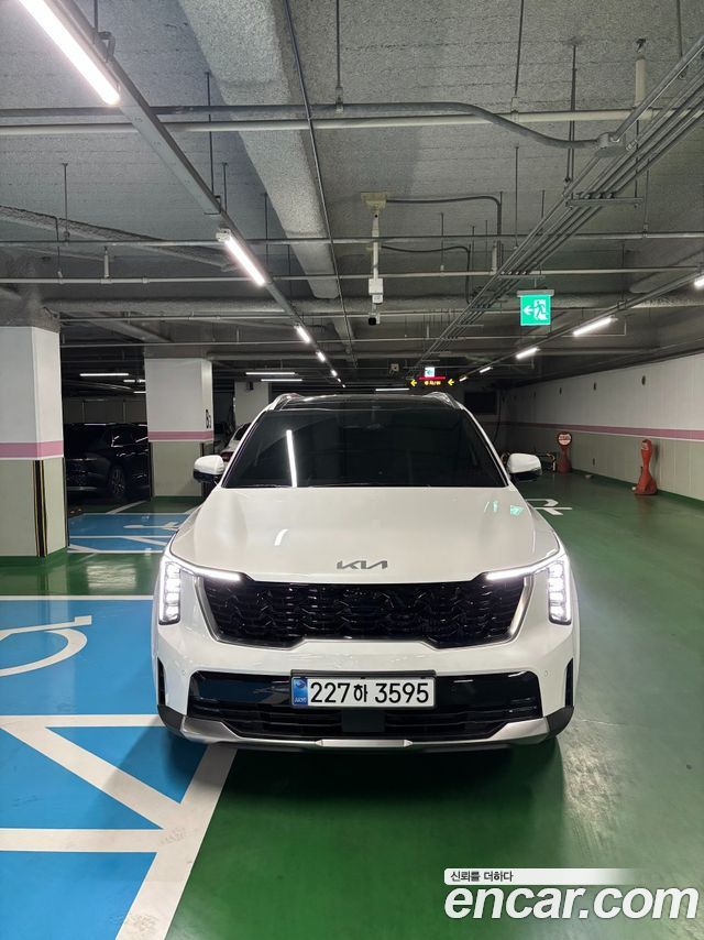 Kia Sorento HEV 1.6 2WD Noblesse — пробег 3 600 км — фото 1 из 5