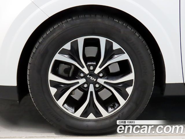Kia Carnival 9-Seater Prestige — пробег 124 251 км — фото 5 из 5