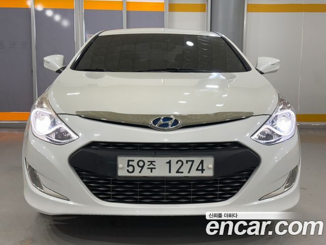 Hyundai Sonata 2.0 Premium — пробег 186 668 км — фото 1 из 5
