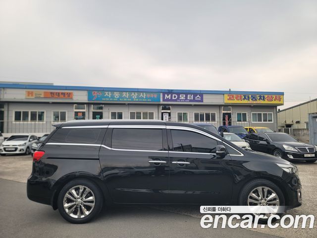 Kia Carnival из Кореи Encar