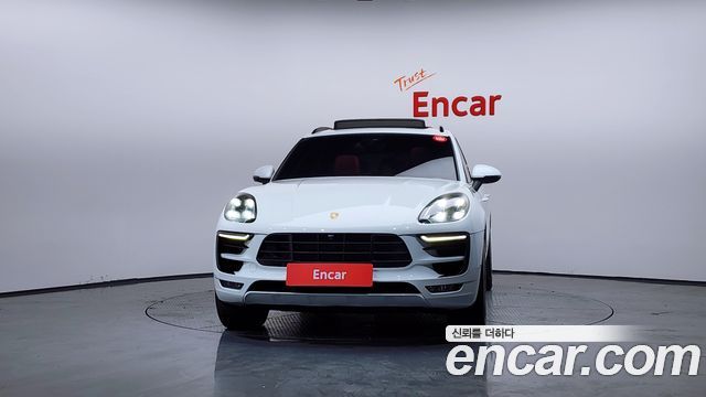 Porsche Macan из Кореи Encar
