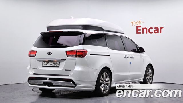 Kia Carnival из Кореи Encar