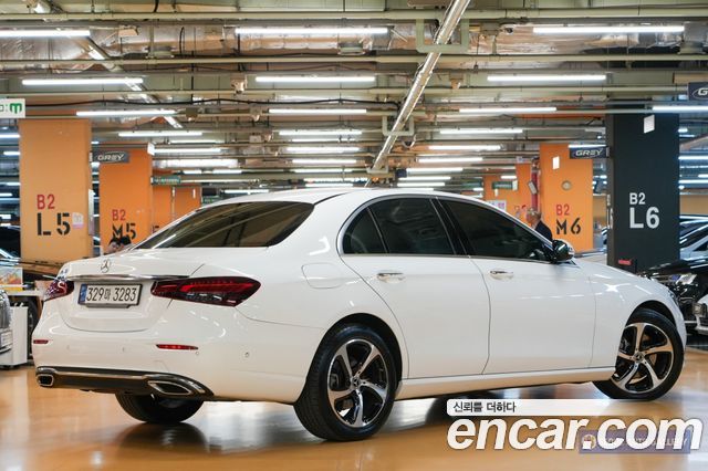 Mercedes-Benz E-Class из Кореи Encar