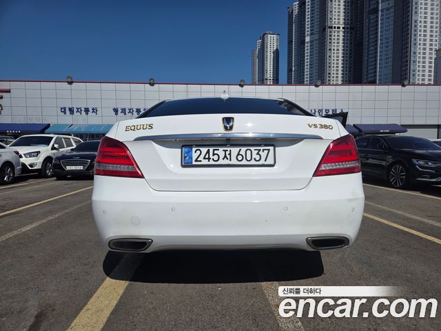 Hyundai Equus из Кореи Encar