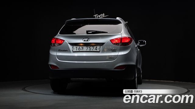 Hyundai Tucson Diesel 4WD LX20 Premier — пробег 236 147 км — фото 4 из 5