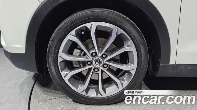 Ssangyong TIBOLI из Кореи Encar