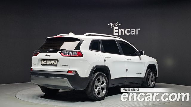 Jeep Cherokee из Кореи Encar
