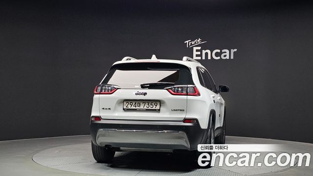 Jeep Cherokee из Кореи Encar