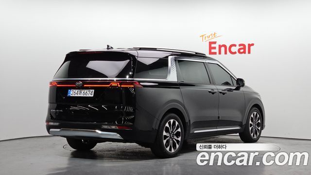 Kia Carnival из Кореи Encar