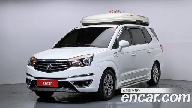 Ssangyong KORANDO 4WD Outdoor Edition 9-seater — пробег 92 579 км — фото 1 из 5