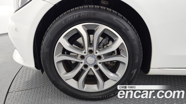 Mercedes-Benz C-Class из Кореи Encar