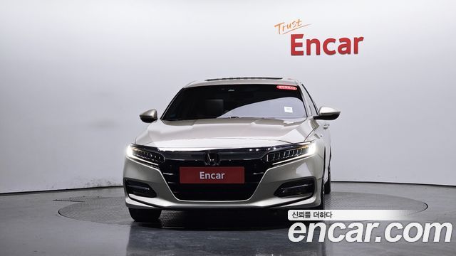Honda Accord 2.0 Hybrid Touring — пробег 178 950 км — фото 3 из 5