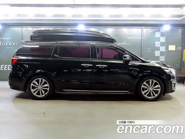 Kia Carnival Gasoline 9-seater Limousine(Special vehicle) — пробег 247 670 км — фото 3 из 5