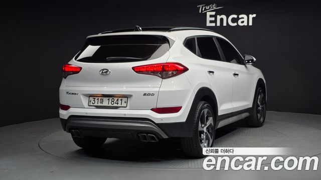 Hyundai Tucson Diesel 2.0 2WD Extreme Edition — пробег 171 624 км — фото 2 из 5