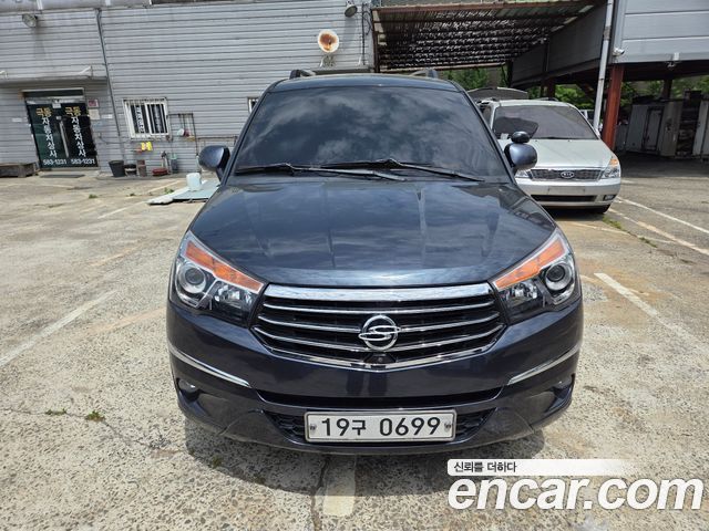 Ssangyong KORANDO 4WD RX 9-seater — пробег 150 000 км — фото 3 из 5