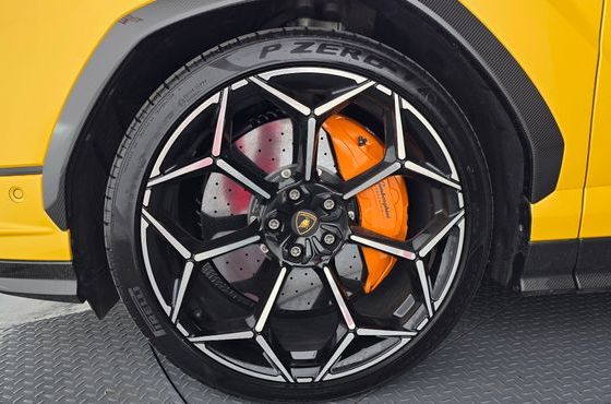 Lamborghini Urus 4.0 V8 Performante — пробег 14 852 км — фото 5 из 5