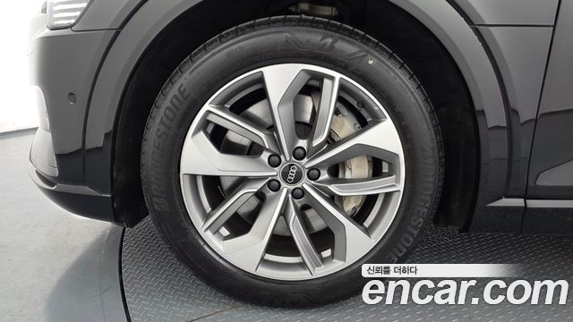 Audi e-tron из Кореи Encar