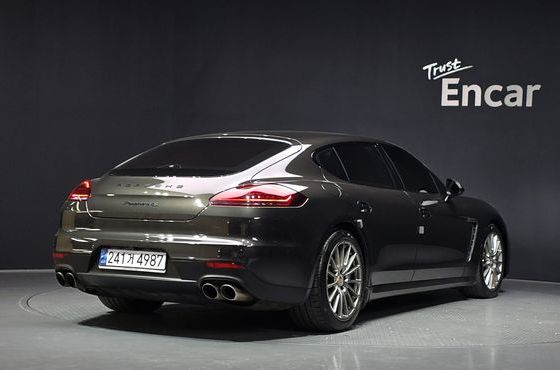 Porsche Panamera 3.0 4S Executive 970 — пробег 151 818 км — фото 2 из 5
