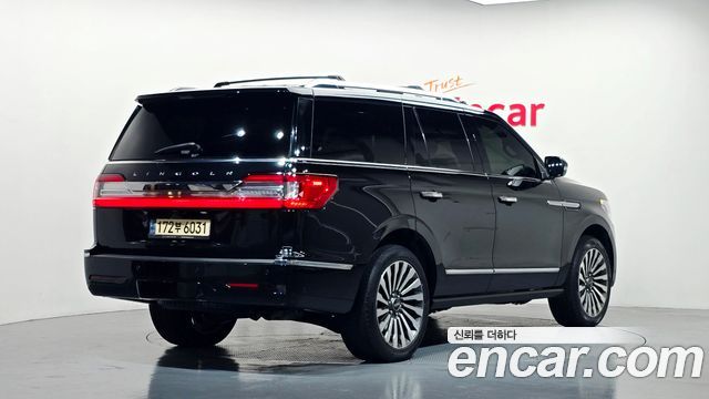 Lincoln Navigator 3.5L — пробег 86 363 км — фото 2 из 5