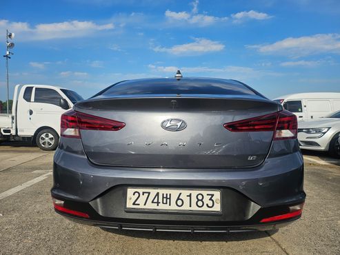 Hyundai AVANTE 1.6 Smart Choice — пробег 87 939 км — фото 4 из 5