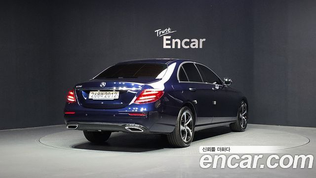 Mercedes-Benz E-Class из Кореи Encar