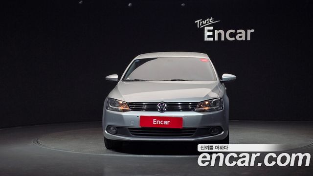 Volkswagen Jetta 1.6 TDI Blue Motion 6th — пробег 164 751 км — фото 3 из 5