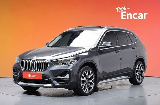 BMW X1 xDrive 20i xLine — пробег 73 731 км — фото 1 из 5